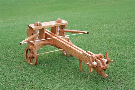 Catapult .